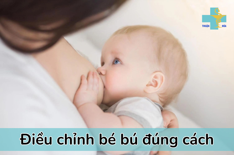 trẻ sơ sinh nôn trớ nhiều có sao không